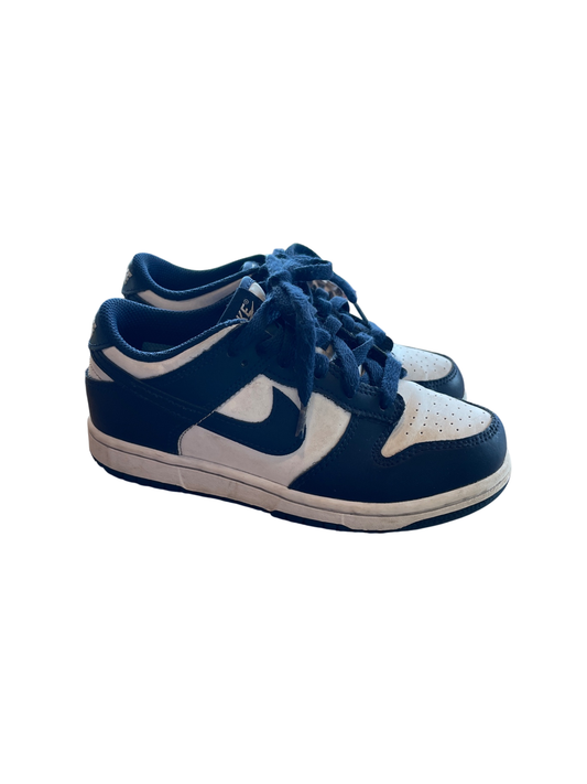 Nike Sneakers 32 Very Good
