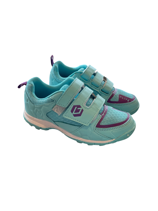 Brabo Hockey shoes 30 New with tags