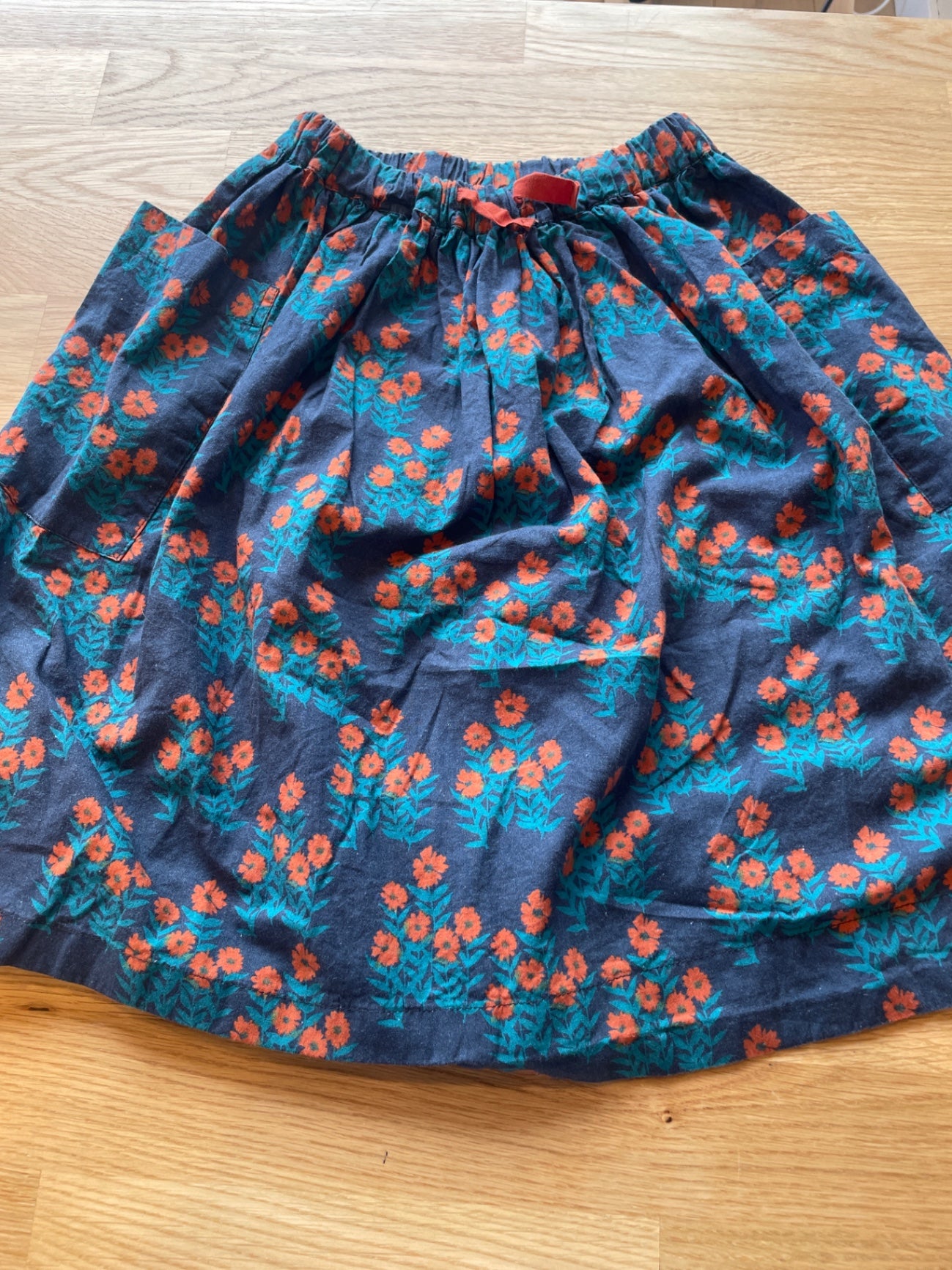 A MONDAY Skirt 104 Good