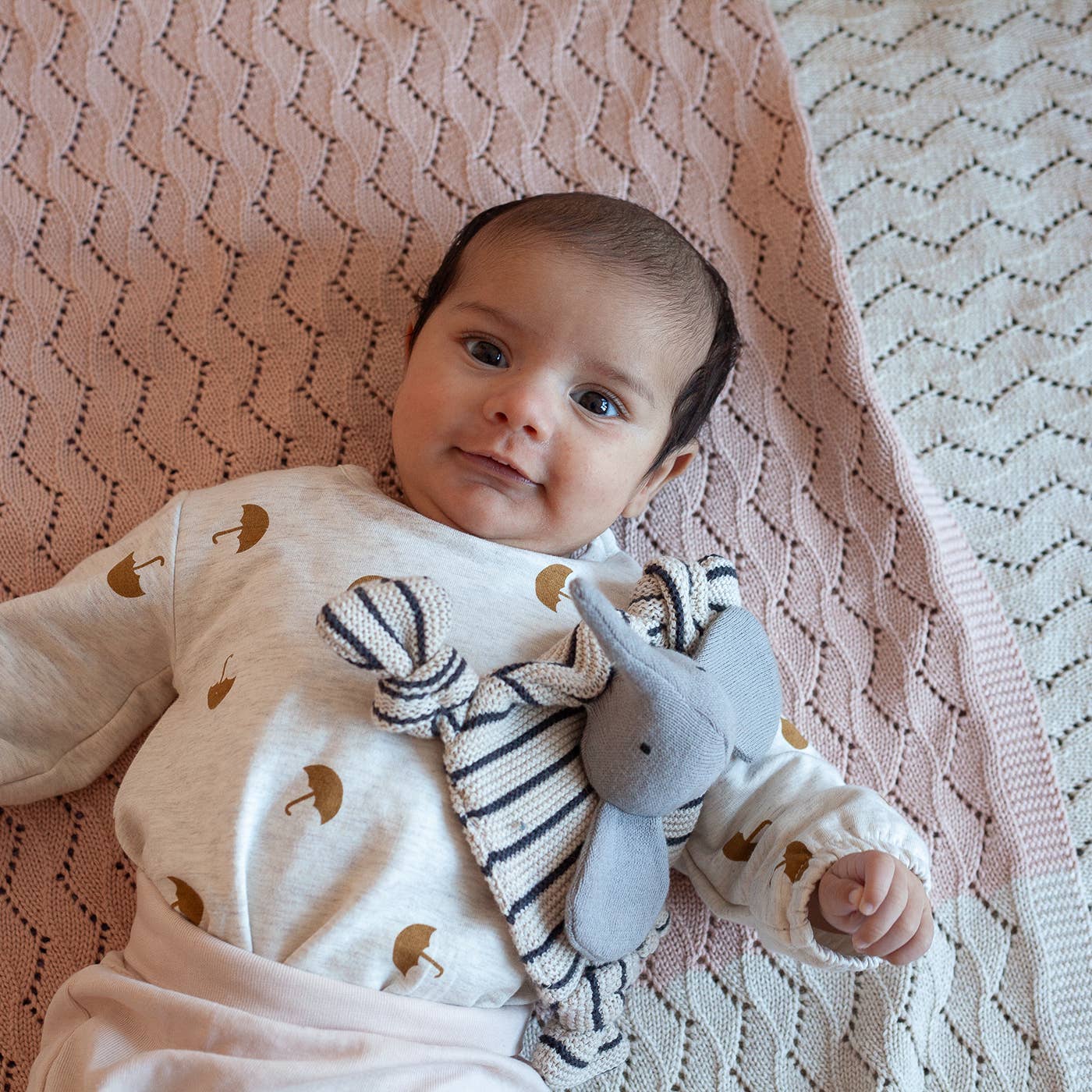 Cotton Knit Baby Blanket - Zigzag Knit: Pink & Cream