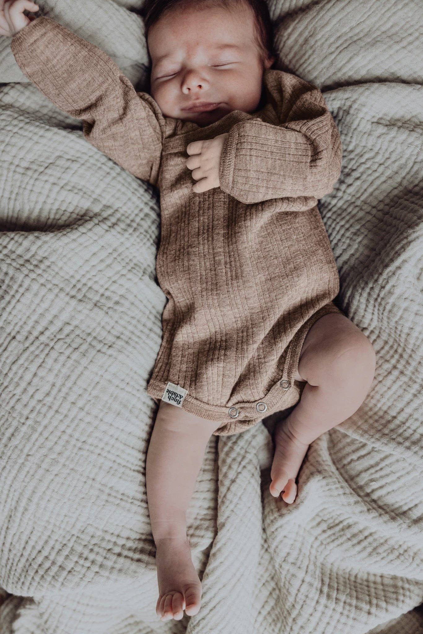 Finch & Fable - Wool Rib L/S Bodysuit - Sand: 6-12 months