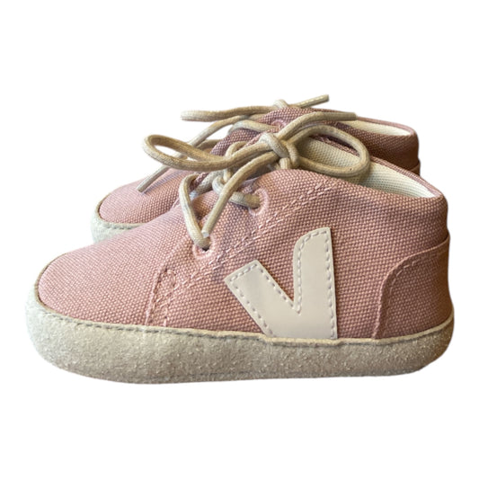Veja Sneakers 19 New without tags