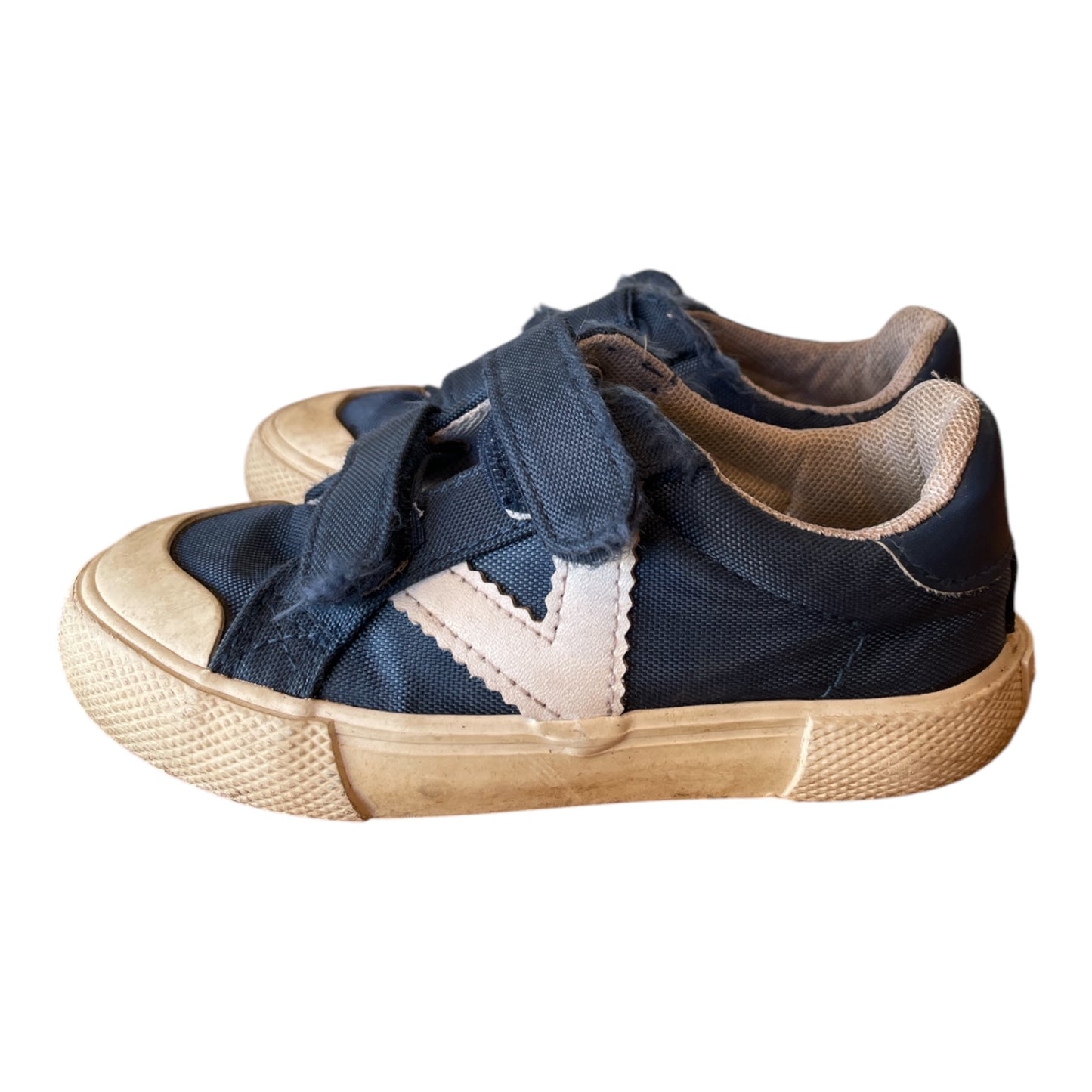 Victoria Sneakers 27 Good