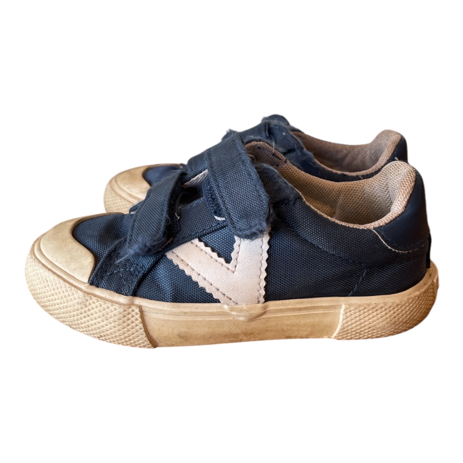 Victoria Sneakers 27 Good