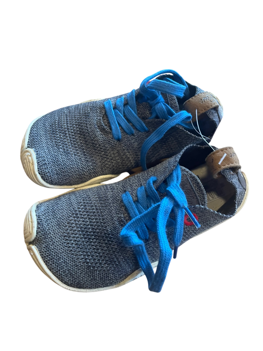 Wildling Sneakers 26 Acceptable