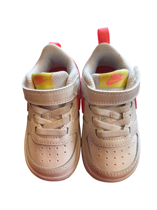 Nike Sneakers 21 Very Good