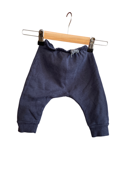 1+ in the family Pants 68 Good