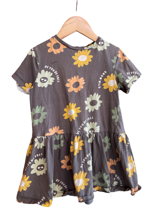 Minimarket Dress 98 Good