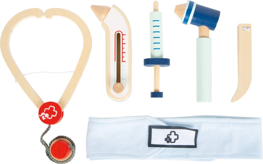 small foot - Doctor playset | role-playing toy | wood